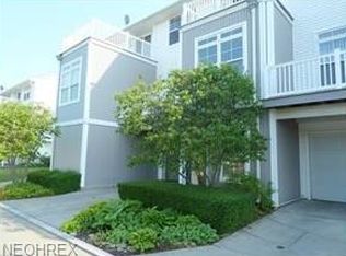264 E Marina Pkwy, Lorain, OH 44052