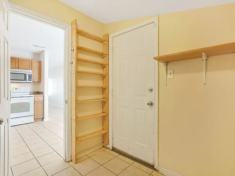 4051 Shipyard Walk #A — Photo 9
