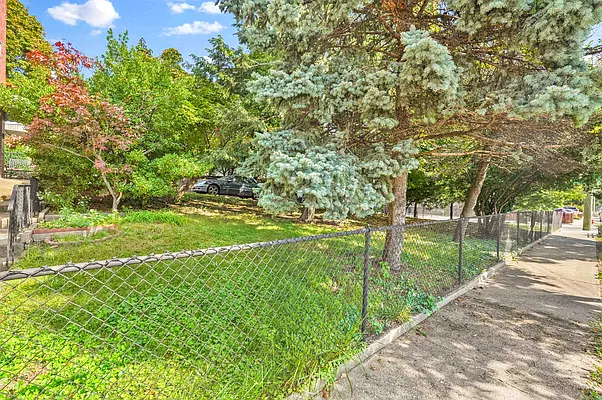 Other photos, photo 12