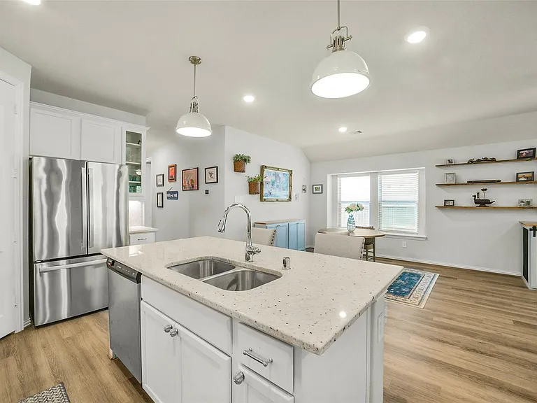 221 Woods Rose Ct — Photo 12