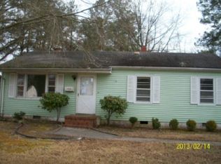 1437 E Chaloner Dr, Roanoke Rapids, NC 27870