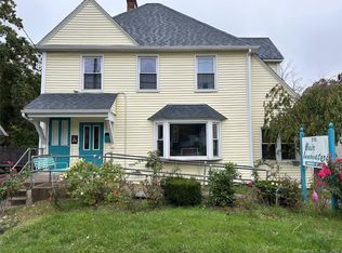 318 Silas Deane Hwy, Wethersfield, CT 06109