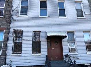 20-16 Stanhope St, Ridgewood, NY 11385