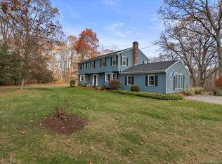 59 Great Ring Rd, Sandy Hook, CT 06482