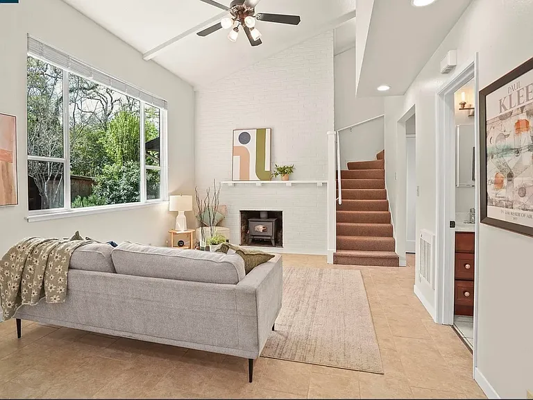 3609 Walnut St — Photo 6