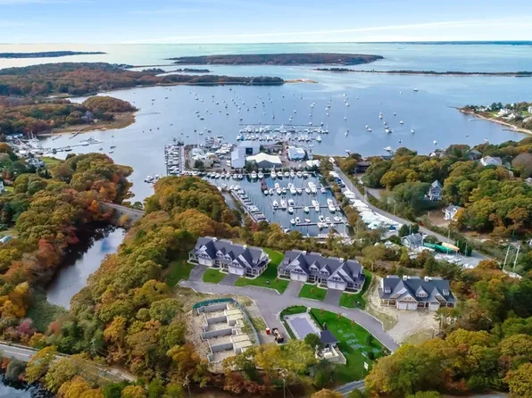 1090 Shore Rd #14, Bourne, MA 02532