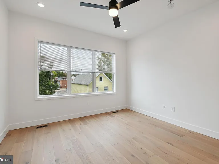 1207 Dellwood Ave — Photo 22