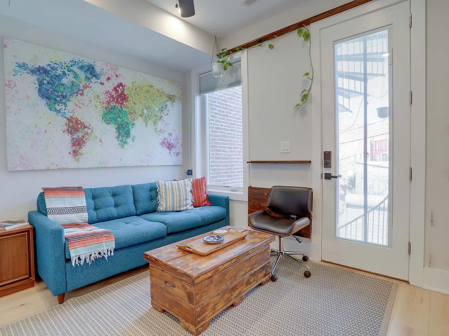 1 bed, 750 sqft, $3,300 — Photo 2