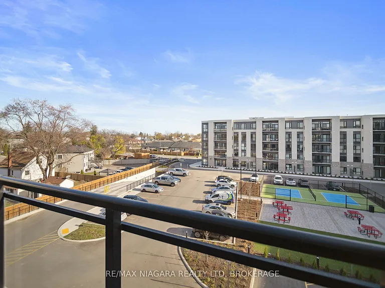 50 Herrick Ave #443 — Photo 7