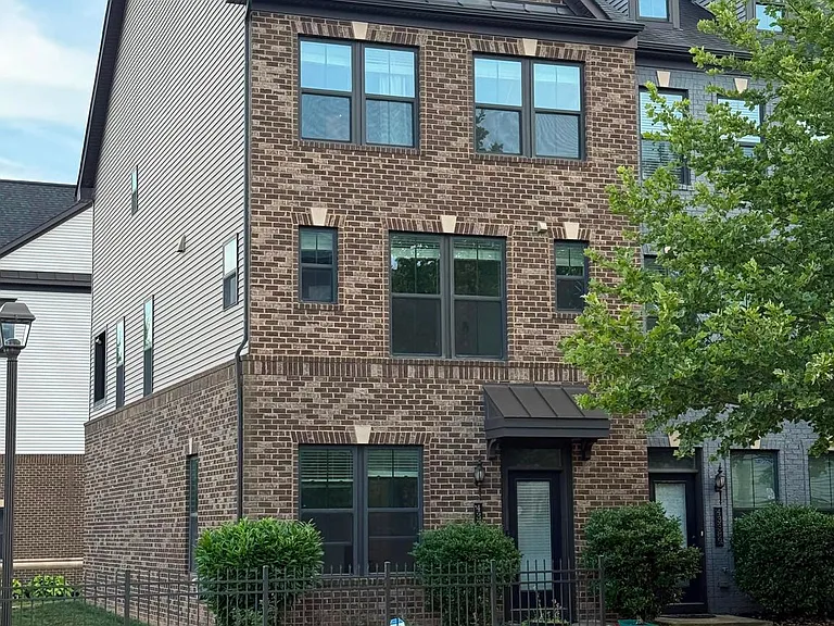 43391 Southland St — Photo 1