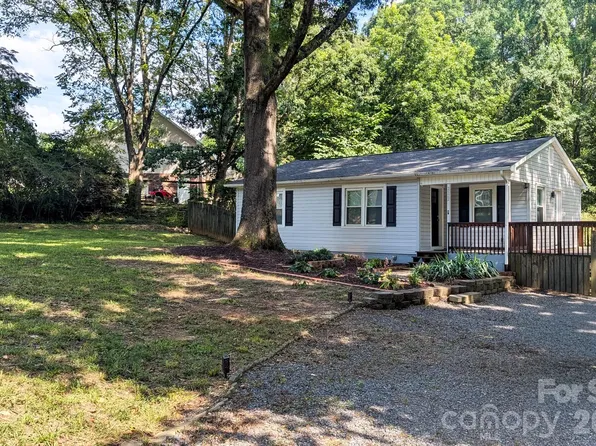 2122 Hope Dr, Rock Hill, SC 29730