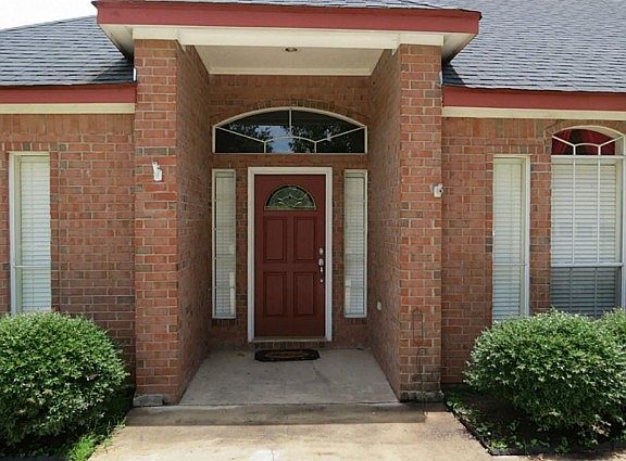 2nd image of 7085 Whispering Wind Dr