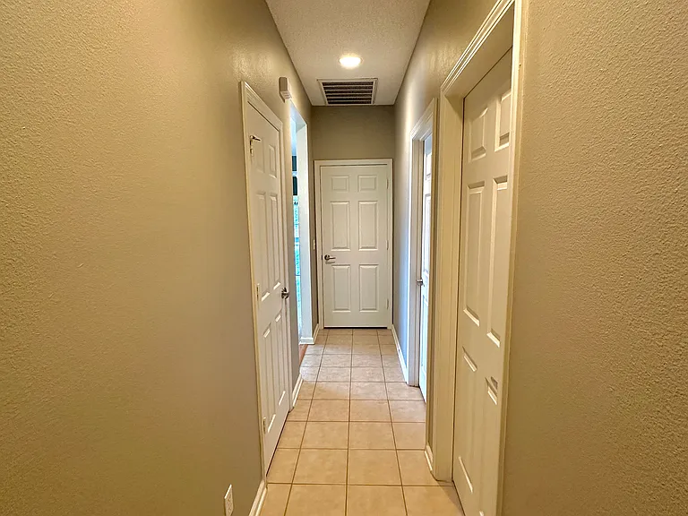 1 Pomegranate Ln — Photo 26