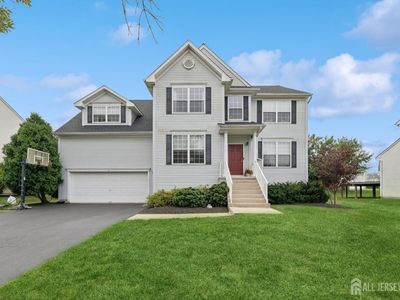 3 Kingstone Ln, East Windsor, NJ, 08520