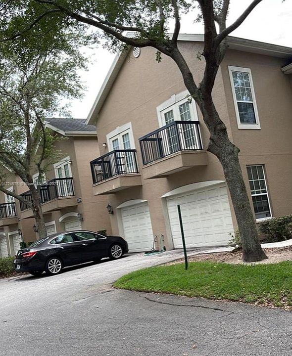 1st image of 2519 Lancien Ct
