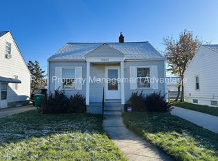 21012 Beechwood Ave, Eastpointe, MI 48021