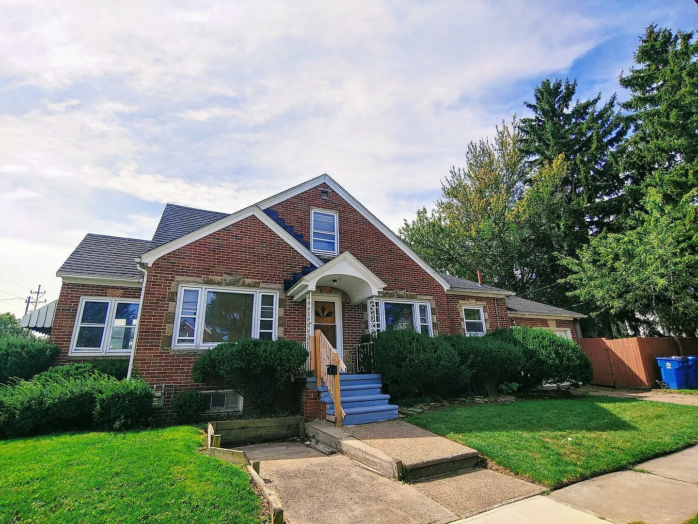 Classic Four-Bedroom Brick Home with First-Floor Primary — Photo 1