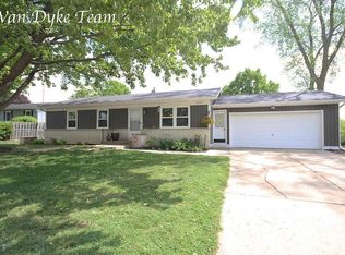 1959 Rondo St SE, Kentwood, MI 49508