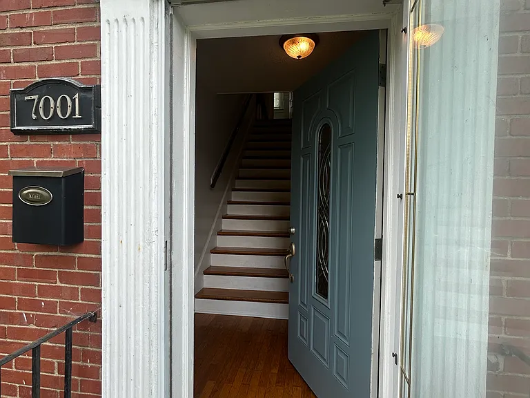 7001 Belvedere Dr — Photo 3