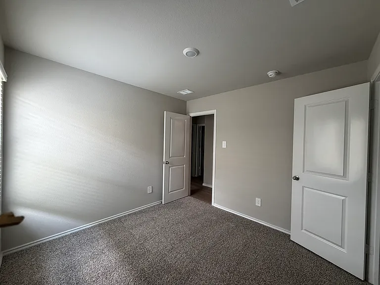 5512 Flannel Ln — Photo 9