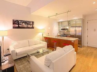 156 Hope St APT 3F, Brooklyn, NY 11211
