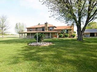 6548 W Stones Crossing Rd, Greenwood, IN 46143