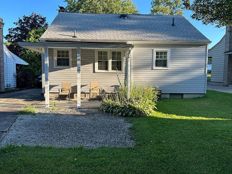 1920 Thalia Ave — Photo 8