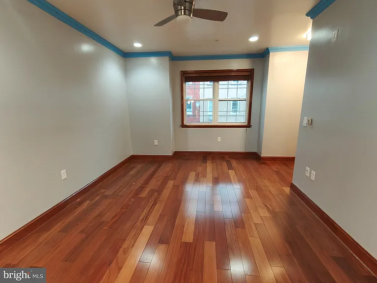 1106 Wallace St #B — Photo 6