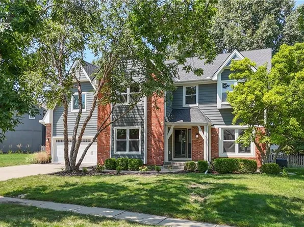 5100 W 131st St, Leawood, KS 66209