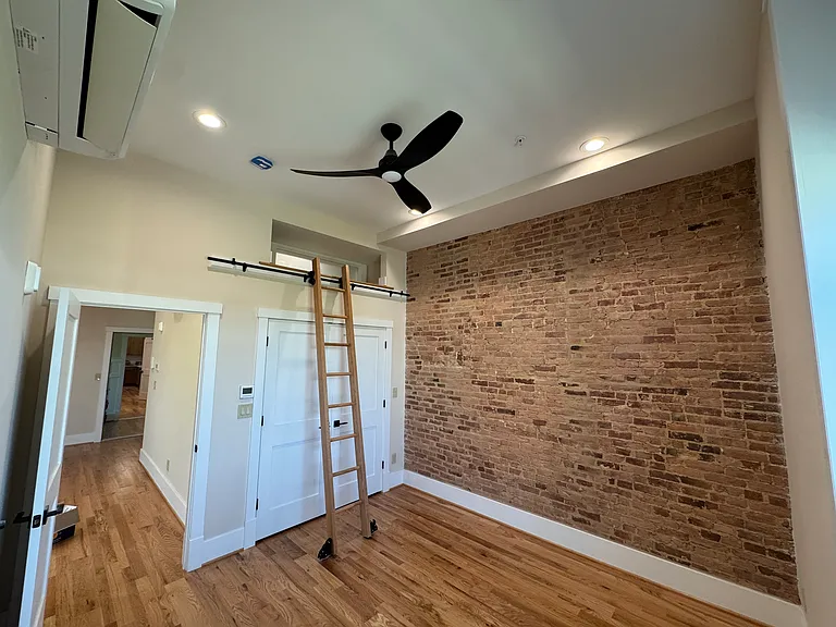 2031 Maryland Ave #1 — Photo 7