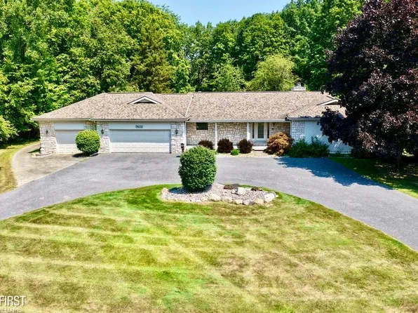 7432 River Rd, Flushing, MI 48433