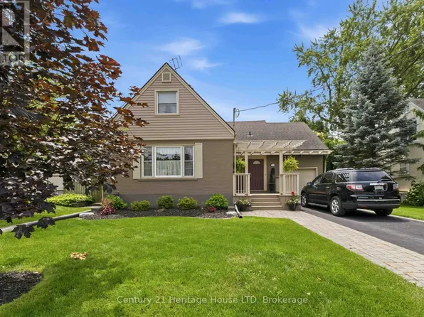 25 Glenview Ave, Welland, ON L3C 4K2