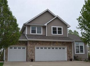 12303 Twana Dr, Urbandale, IA 50323