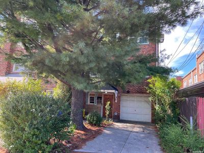 19-10 Utopia Parkway, Whitestone, NY, 11357