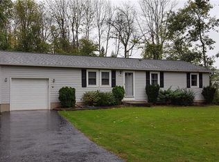 5361 Townline Rd, Sanborn, NY 14132