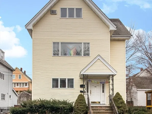 54 Berkeley St, Somerville, MA 02143