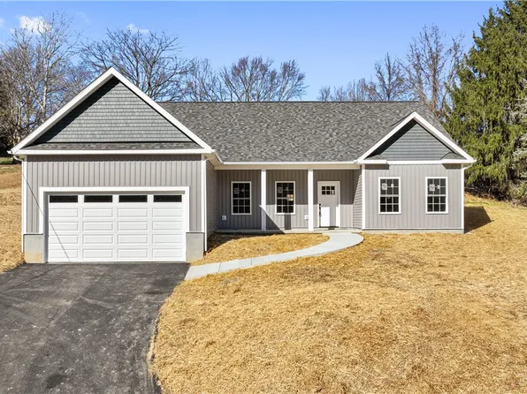 195 Hague Ln, Uniontown, PA 15401