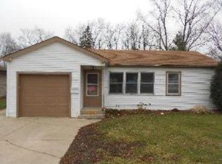 58 Harvey Ave, Grayslake, IL 60030
