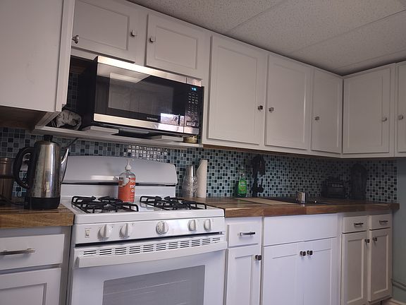 2nd image of 1791 Warfield Dr