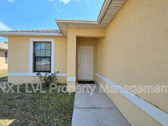 2nd image of 303 NE 24th Ave