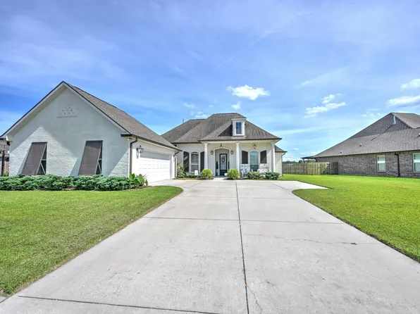 298 Royal Oak Blvd, Thibodaux, LA 70301