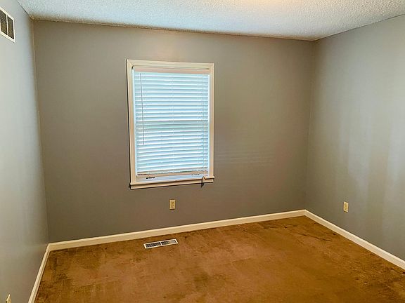 5th image of 2236 Kingsrow Pkwy