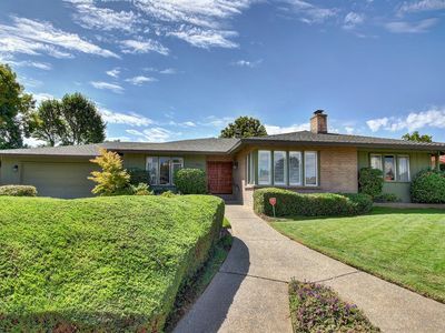 2656 American River Dr, Sacramento, CA, 95864