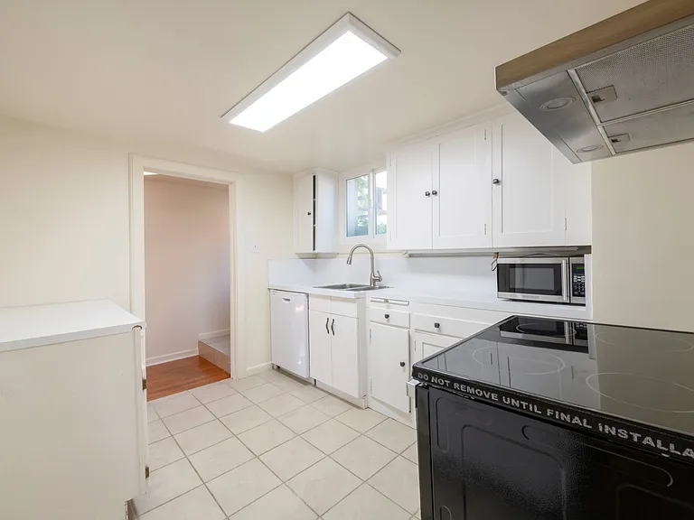 1621 E Princeton Ave — Photo 19