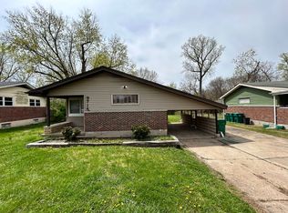 9715 Edgefield Dr, Saint Louis, MO 63136