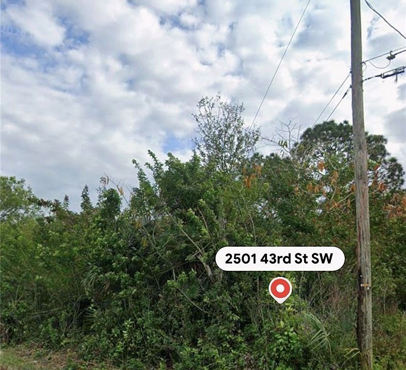 2nd image of 2501 43rd St SW