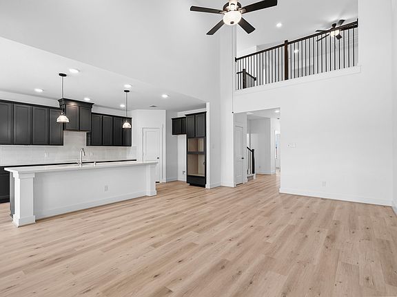 5th image of 19211 Trinity Terrace Ln