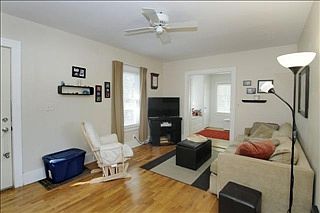 3rd image of 1603 E Alcott St