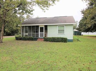 22 Pine Ave, Butler, GA 31006