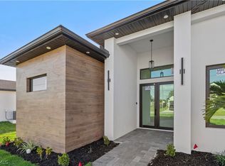 306 SW 26th Ave, Cape Coral, FL 33991